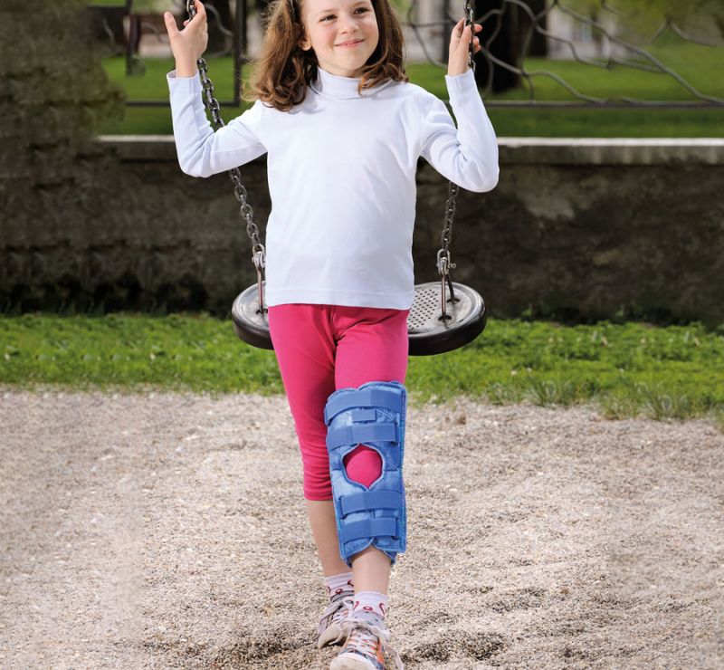 Knee immobilization brace for kids
